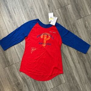 Long sleeve Phillies shirt. Never worn, tag still on it.